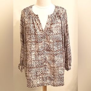 Zac & Rachel Woman Grey Animal Print Split V-Neck Long Sleeve Tie Blouse Size 2X